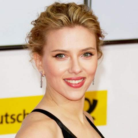 020611-ScarJo-400