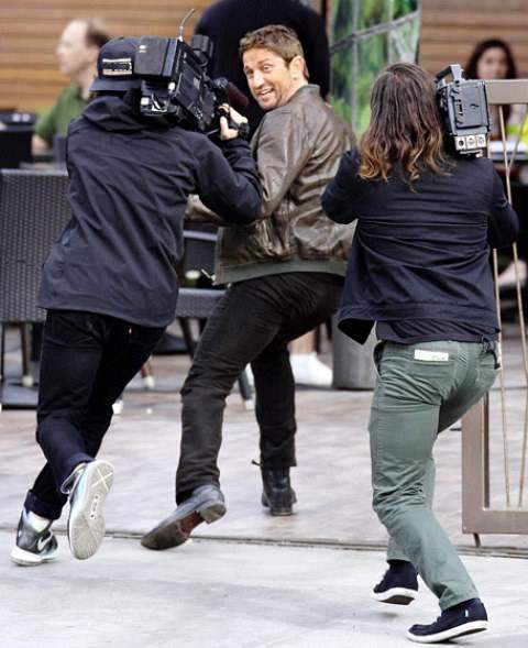 1363875736 gerard-butler-560