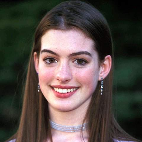 1999-anne-hathaway-400