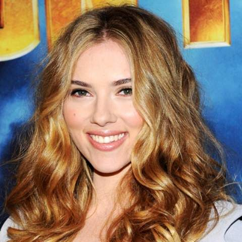 2010-a-scarlett-johansson-400