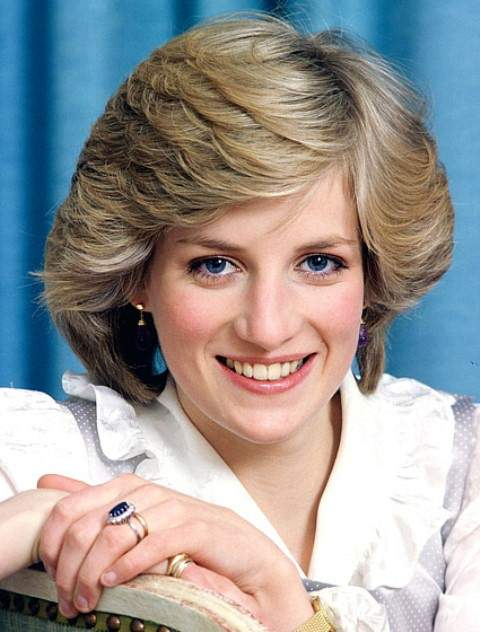 1366917082 princess-diana-560