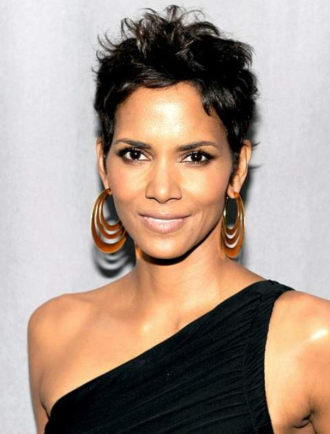 1366917608 halle-berry-560