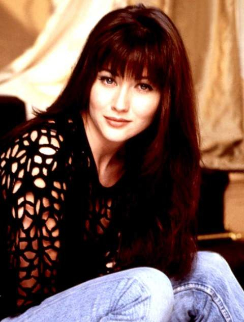 1366917836 shannen-doherty-560