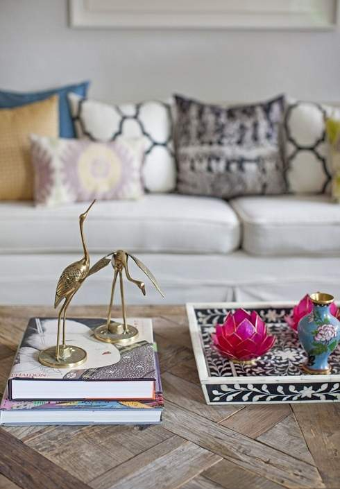 COFFEE TABLE 10 