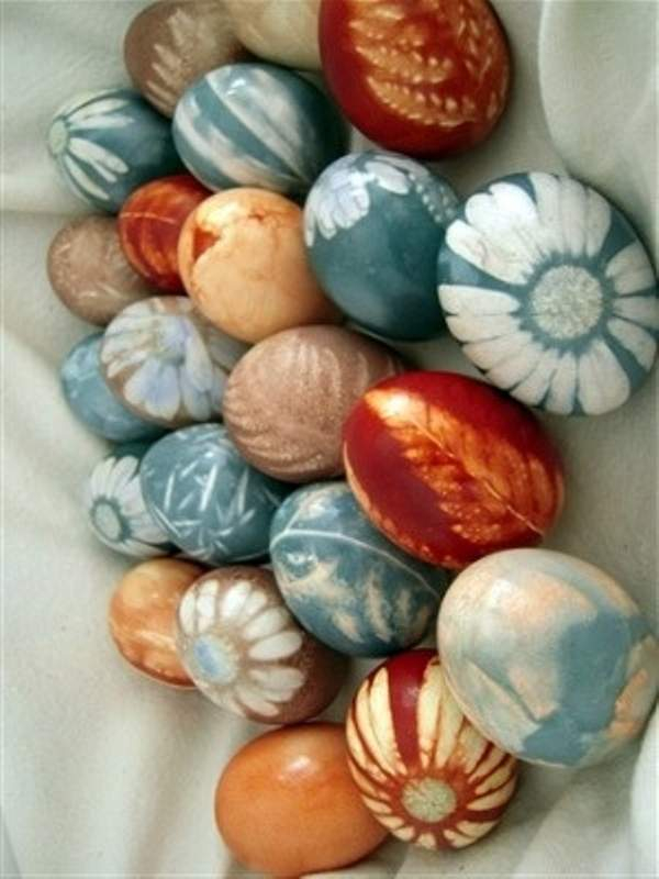 EASTER EGGS 9 