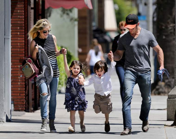 EXCLUSIVE  Sarah Michelle Gellar and Freddie Prinze Jr  swing their kids in LA