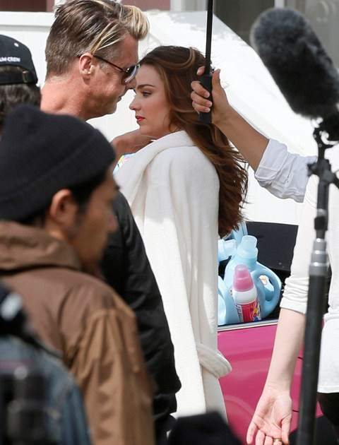 Top model Miranda Kerr filming a commercial for Japanese laundry detergent in West Hills  California  r P  rPictured  Miranda Kerr r P  B Ref  SPL506258  070313    B  BR   rPicture by  Splash News BR   r  P  P  r B Splash News and Pictures  B  BR   rLos A