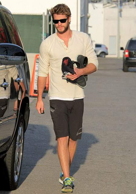 Liam Hemsworth leaving the gym in Studio City