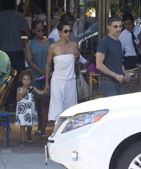 Halle Berry and her boyfriend  Olivier Martinez leave Little Door Restaurant on 3rd Street in West Hollywood with Halle  s daughter  Nahla
