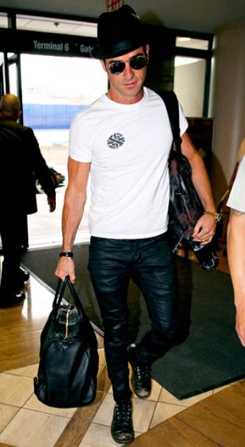 1369950084 wenn20397977 justin-theroux-560