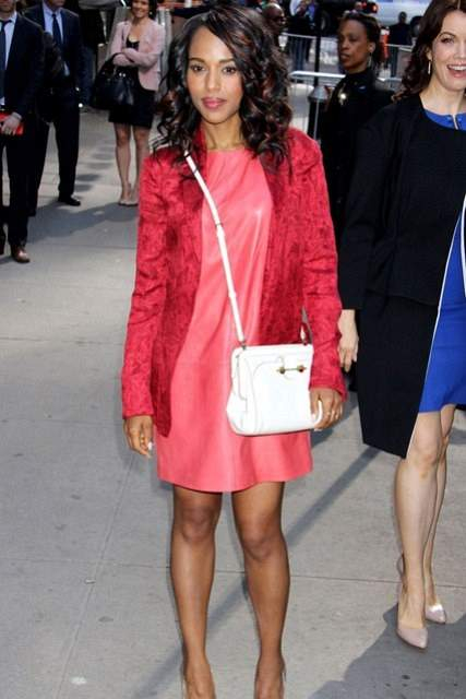 Kerry-Washington-Vogue-14May13-Rex b 426x639