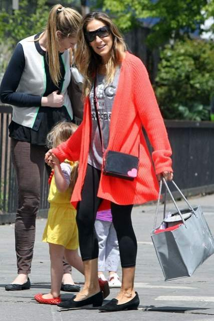 Sarah-Jessica-Parker-Vogue-8May13-PA b 426x639