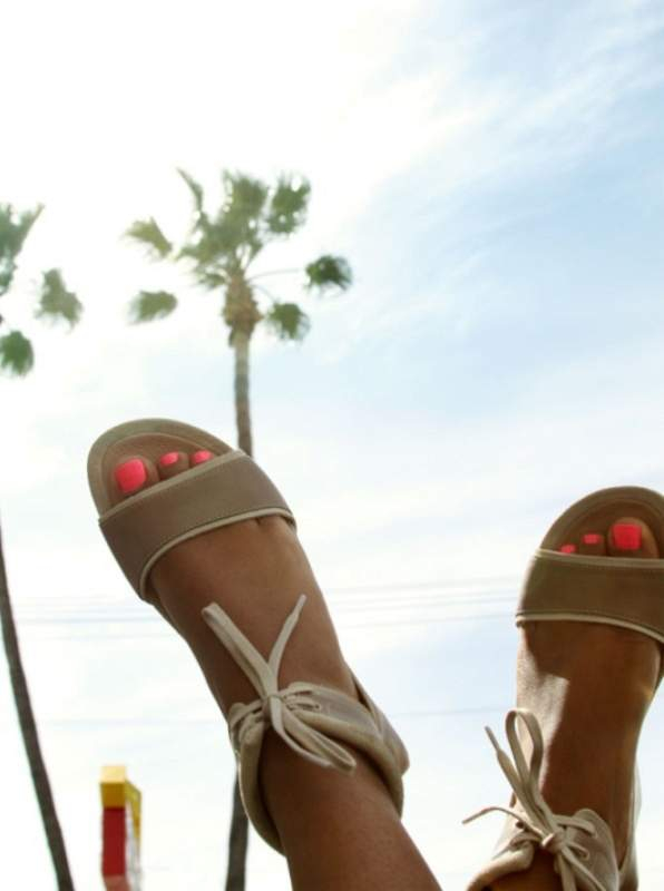 NEON PEDI 10 