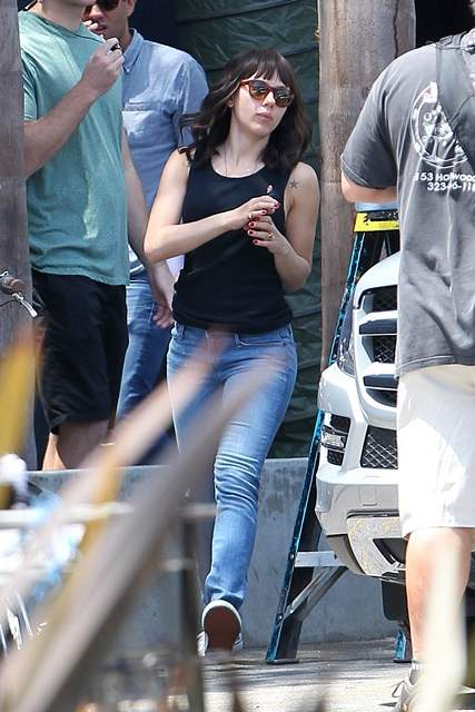 Scarlett Johansson on the set of Chef 