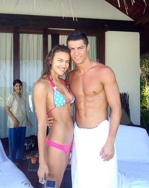 EXCLUSIVE  Cristiano Ronaldo and Irina Shayk pose for pictures while on vacation in the Maldives