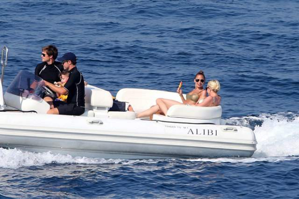 CPE July 26  2013-Nicole Richie and her husband Joel Madden with Harlow and Sparrow Their children are having a good time  jet ski  ice cream  bikini  on their super yacht 