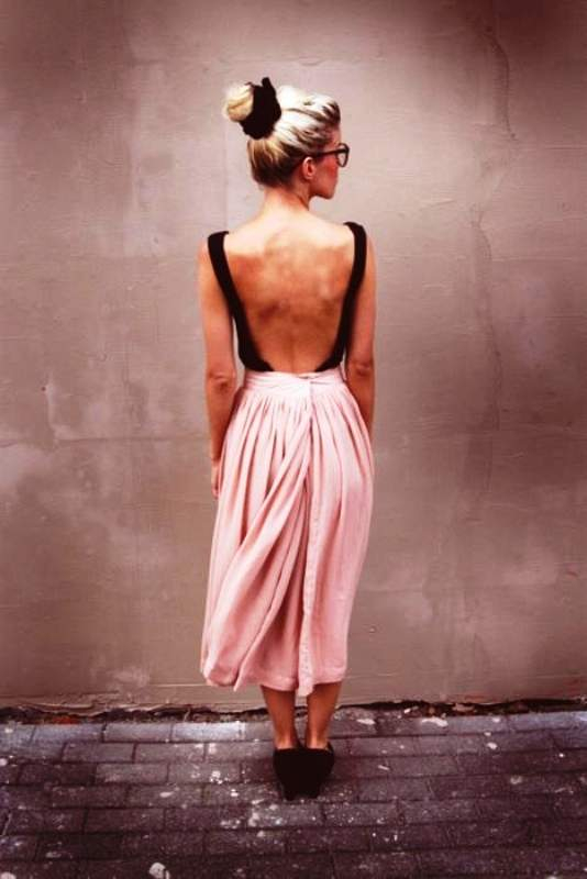 backless  9 