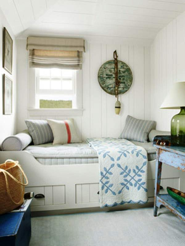 built-in-daybed-bedroom-smooth-sailing-0712-mdn