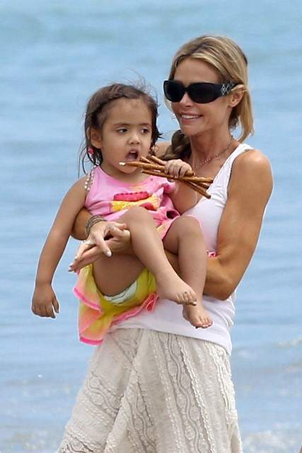 EXCLUSIVE  Denise Richards and the girls have a day at the beach