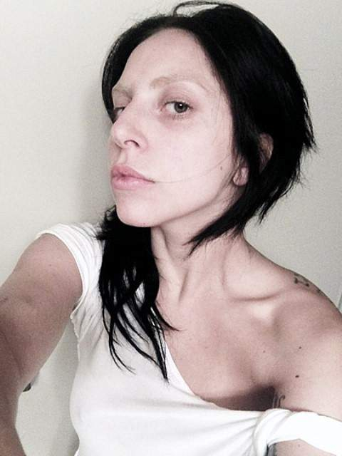 1378844207 lady-gaga-lg
