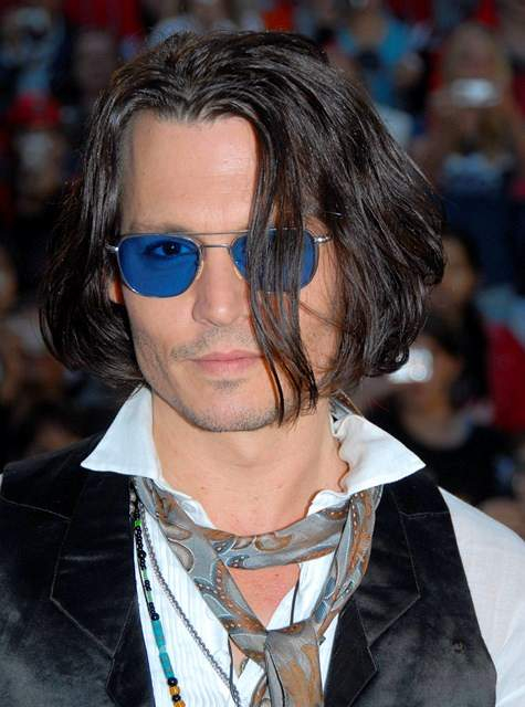 Johnny Depp at the Pirates of the Caribbean At World s End premiere at Disneyland in Anaheim California r P rPicture by London Entertainment Splash News br r B Ref LEGS 190507 A B r P r B Splash News and Pictures B br rLos Angeles 310-