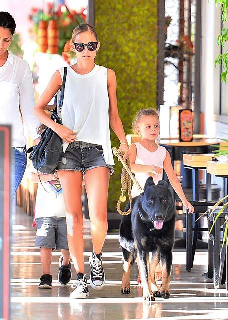 EXCLUSIVE  Nicole Richie spotted leaving lunch with her kids and dog in Studio City  CA