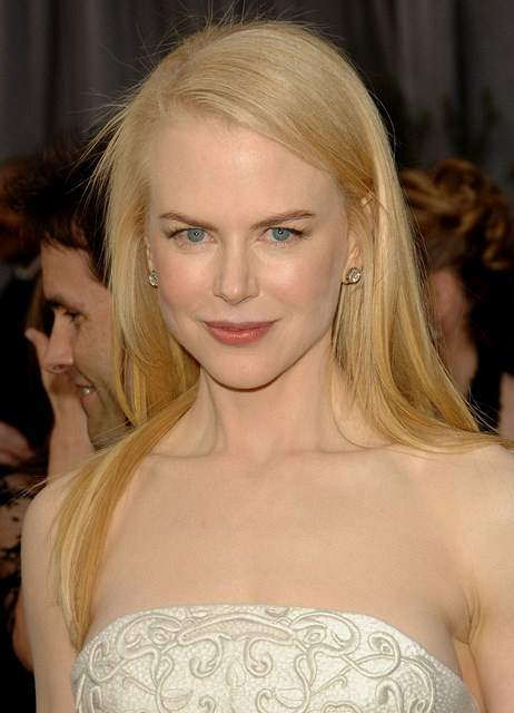 Nicole Kidman br  rPhoto by    Fernando Allende NY Post Splash br  r78th Annual Academy Awards - Arrivals br  rat the Kodak Theatre br  rMarch 05  2006 - Hollywood  California r P  r B Ref  AFLA 050306 Y  B  r P  r B Splash News and Pictures  B  br  rLos 