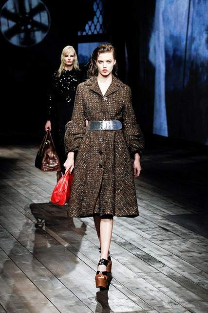Pixelformula nPrada nWomenswear nWinter 2013 - 2014 nMilano