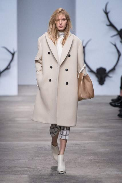 Pixelformula nTrussardi nWomenswear nWinter 2013 - 2014 nMilano
