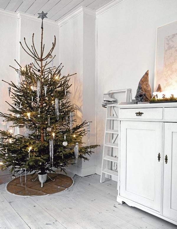 Scandinavian-Christmas-Decorating-Ideas-19-1-Kindesign