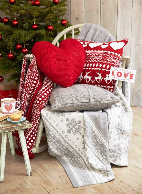 Scandinavian-Christmas-Decorating-Ideas-48-1-Kindesign
