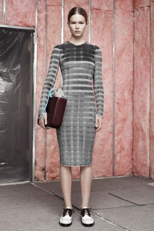 Wang 007 1366 450x675