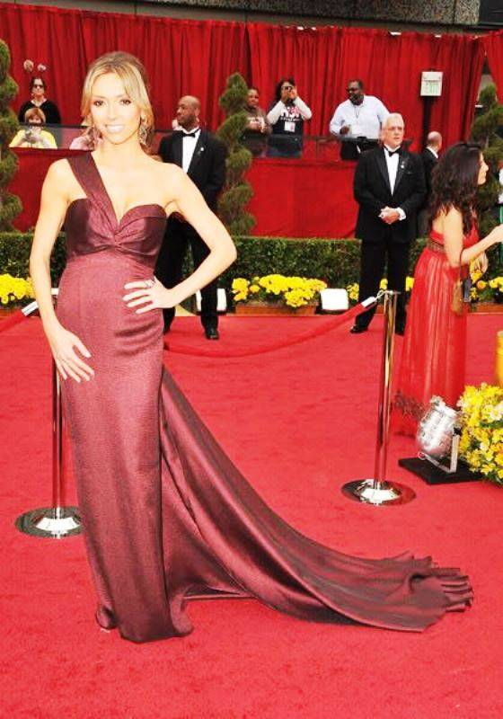 arrives at the 81st Annual Academy Awards held at The Kodak Theatre on February 22  2009 in Hollywood  California 