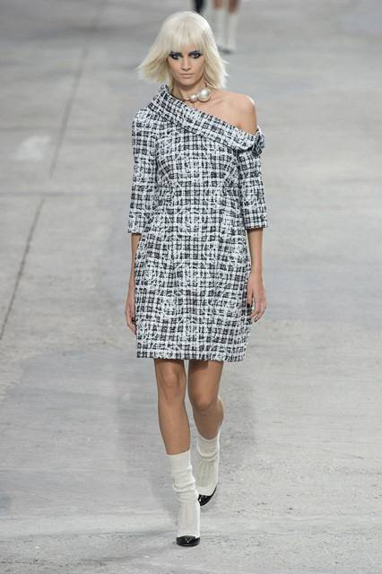 Pixelformula ChanelWomenswear Summer 2014Ready To Wear Paris