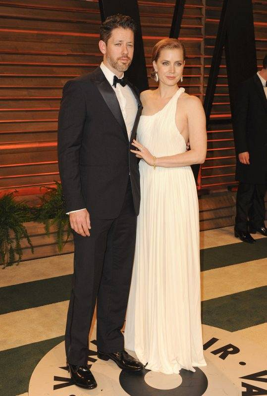 Amy-Adams-her-fianc -Darren-Le-Gallo-looked-gorgeous