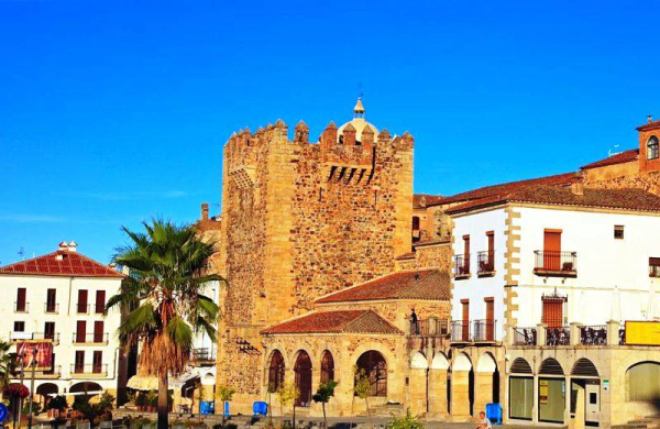 Caceres 2 