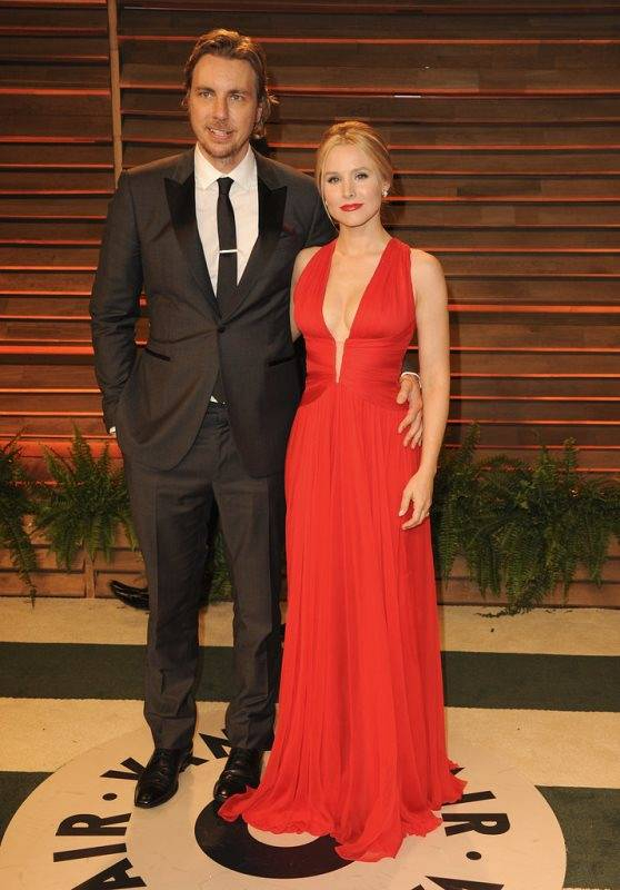 Kristen-Bell-her-husband-Dax-Shepard-got-close