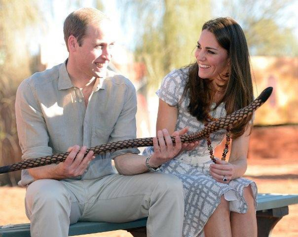 April-2014-Kate-Middleton-gave-Prince-William-look-love