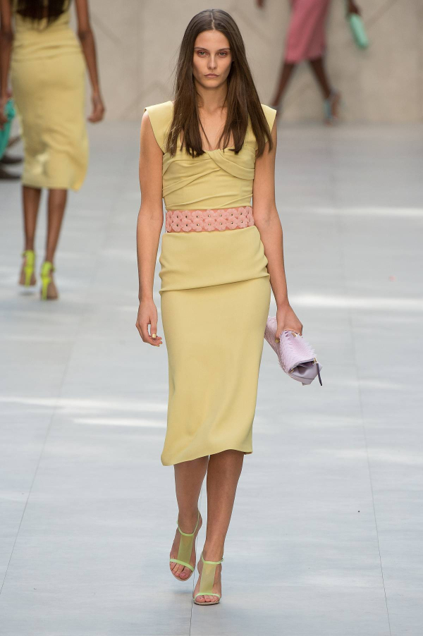 Pixelformula Burberry Prorsum Womenswear rSummer 2014 Ready To Wear rLondon