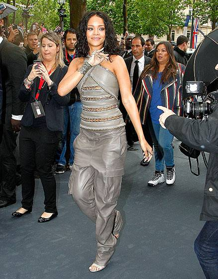1401903206 rihanna-lg