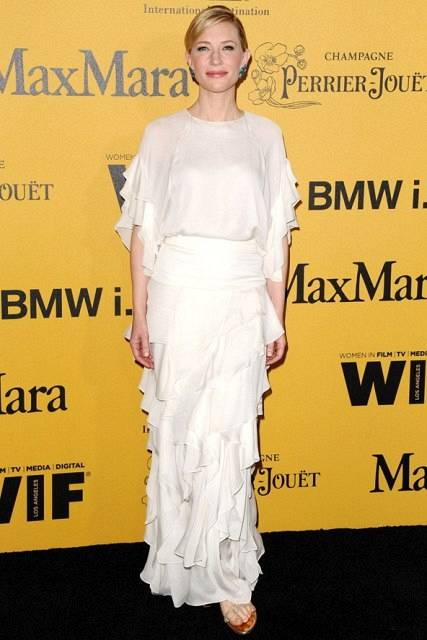 Cate-Blanchett-Vogue-12Jun14-Rex b 592x888