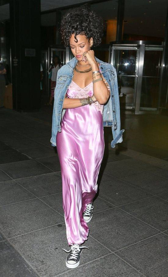 Rihanna-stepped-out-what-looked-like-nightgown-NYC-Tuesday