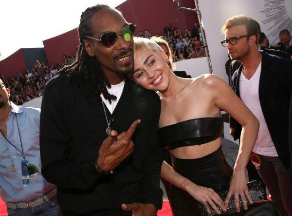 Snoop-Dogg-Miley-Cyrus