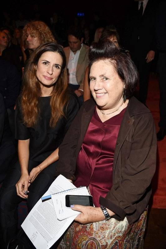 Livia-Firth-Suzy-Menkes-Vogue-17Sep14-getty b 592x888