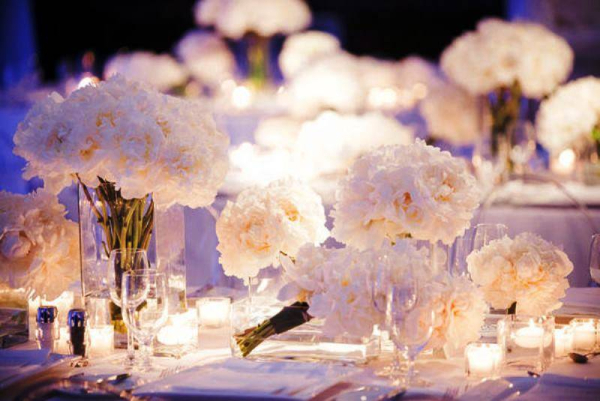 1-gorgeous-white-peonies-florals-for-wedding