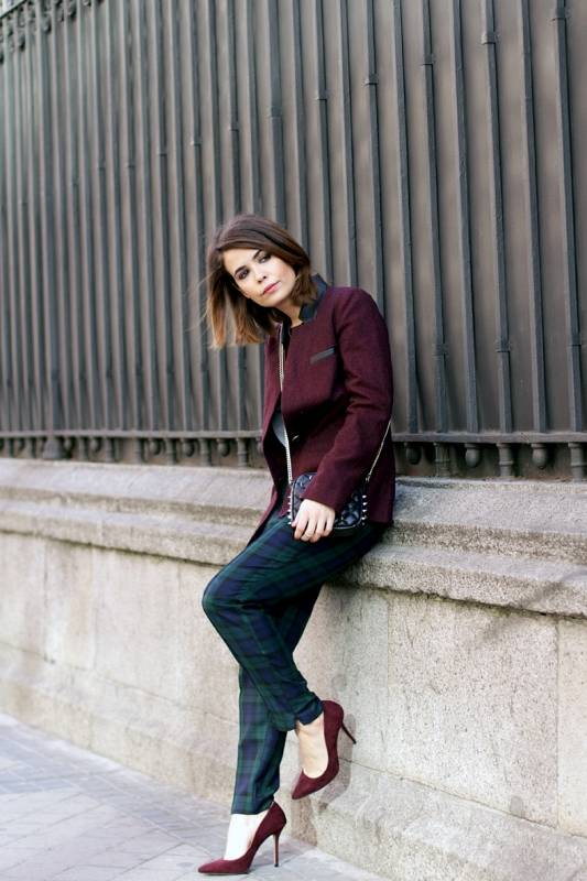 Checked Trousers-Burgundy Jacket-Outfit-Street Style-