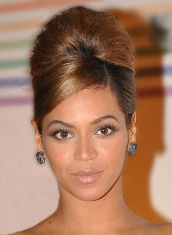 Dec 08  2008 - Washington  District of Columbia  USA - Singer BEYONCE KNOWLES during arrivals at the 31st Annual Kennedy Center Honors Gala was held December 8th at the John F  Kennedy Center for the Performing Arts in Washington  DC   Credit Tina Fultz Z