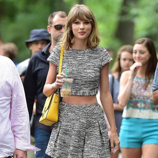 Taylor-Swift-Matching-Set-Street-Style