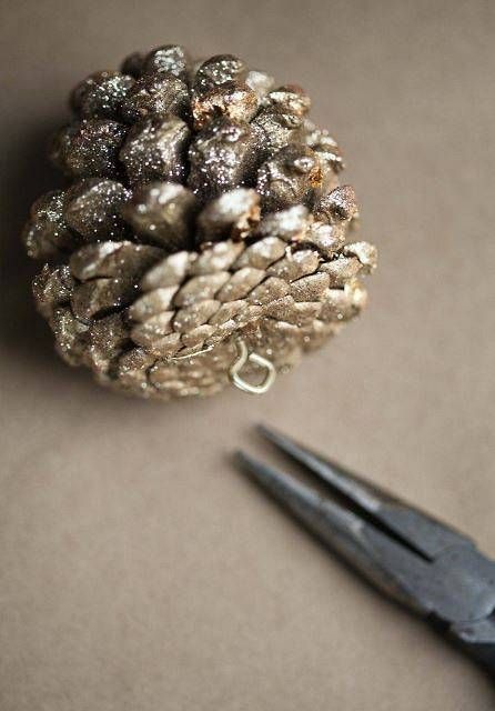 Xmas decor-pine 11 