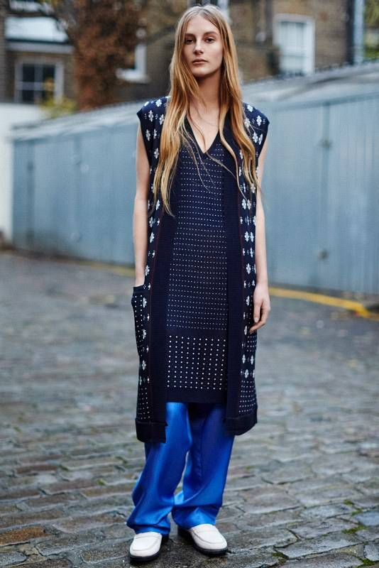dresses-over-pants-prefall-spring-2015-04